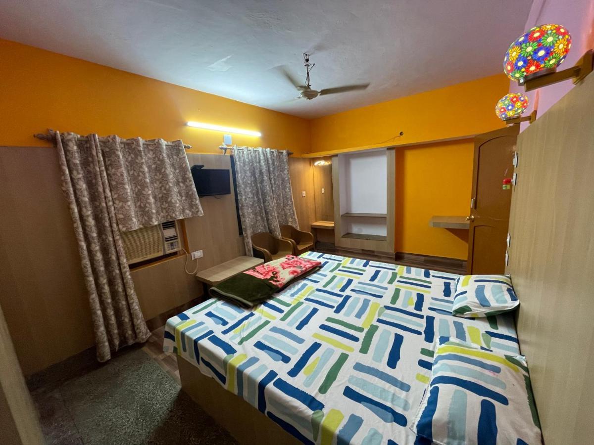 Hotel Lake Queen Rambha ภายนอก รูปภาพ